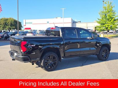 Used 2024 Chevrolet Colorado Z71 w/ Z71 Convenience Package 2