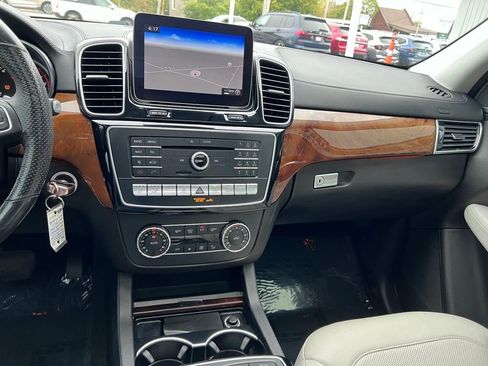 Used 2018 Mercedes-Benz GLS 450 4MATIC w/ Premium Package image 37