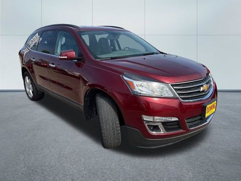 Used 2017 Chevrolet Traverse LT w/ Style and Technology Package AWD/4WD image 5