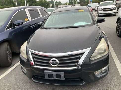 Used 2013 Nissan Altima 2.5 SL w/ 2.5 Moonroof Pkg image 12