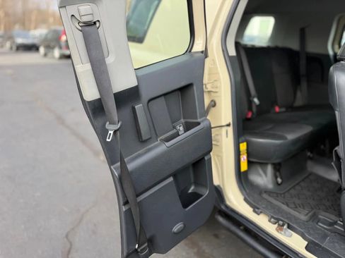 Used 2008 Toyota FJ Cruiser 4WD image 22