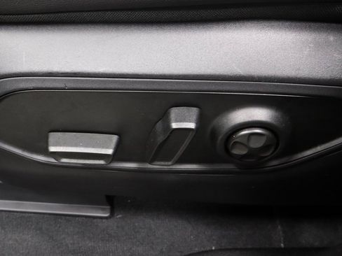 Used 2025 Jeep Grand Cherokee L Altitude image 26