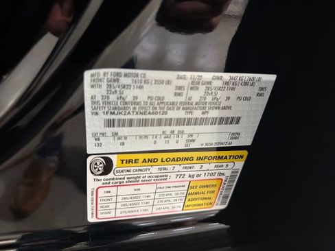 Used 2022 Ford Expedition Max Limited image 32