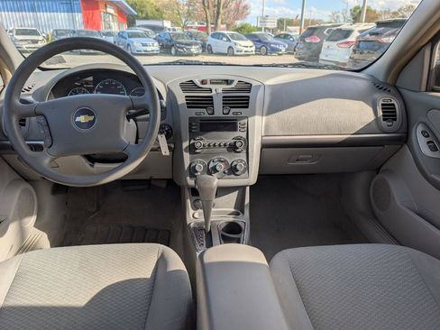 Used 2007 Chevrolet Malibu LS FWD image 24