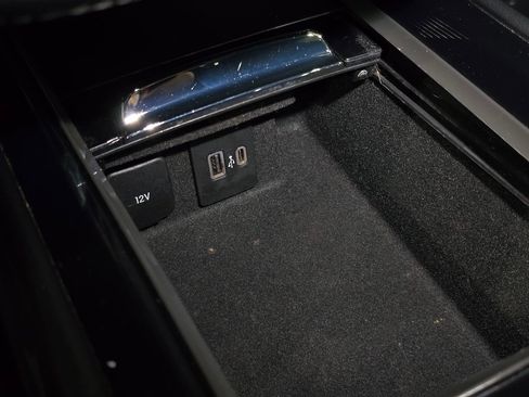 Used 2022 Lincoln Corsair AWD w/ Premium Package image 31