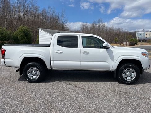 Used 2023 Toyota Tacoma SR image 8