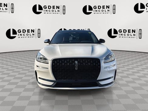 Used 2026 Lincoln Corsair Grand Touring AWD/4WD image 3