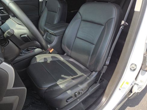 Used 2021 Chevrolet Traverse RS FWD image 19