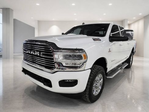 Used 2023 RAM 2500 Laramie AWD/4WD image 1