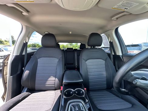 Used 2017 Ford Edge SE AWD/4WD image 19