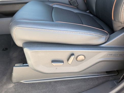 New 2026 Ford F250 Lariat w/ Chrome Package image 13