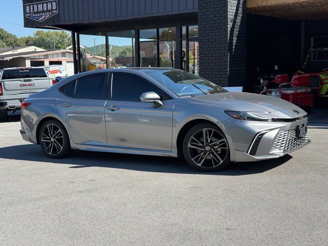 Used 2025 Toyota Camry XSE w/ Premium Package FWD image 2