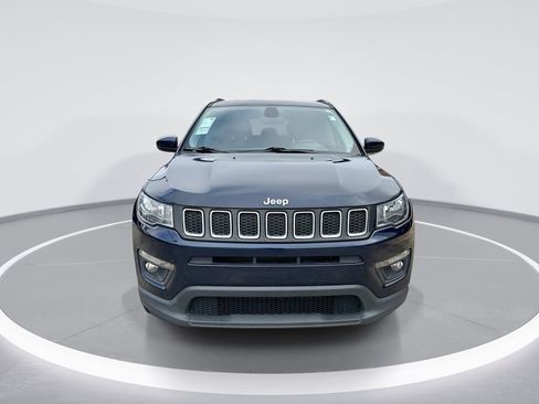 Used 2019 Jeep Compass Latitude w/ Popular Equipment Group image 3