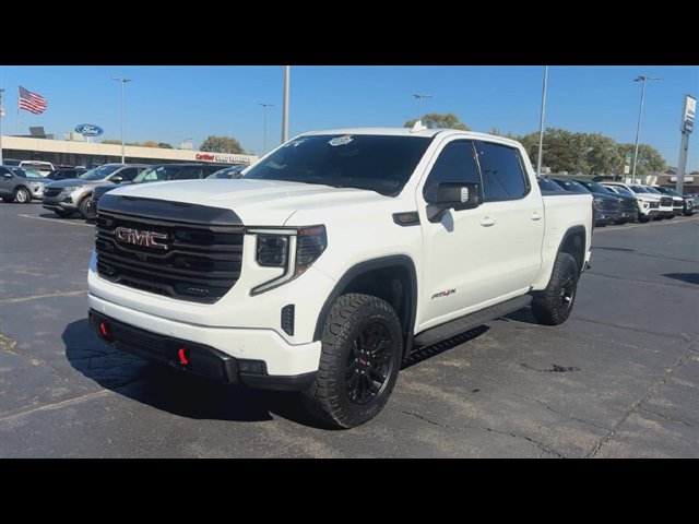 Used 2022 GMC Sierra 1500 AT4X AWD/4WD image 4
