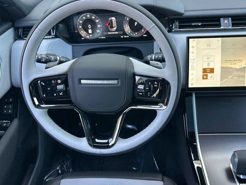 New 2026 Land Rover Range Rover Velar Dynamic SE image 26