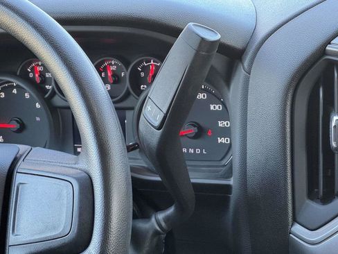 Used 2025 Chevrolet Silverado 2500 Custom w/ Custom Convenience Package image 8