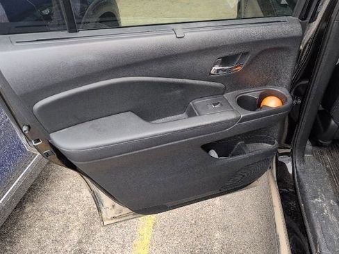 Used 2019 Honda Passport Touring image 17