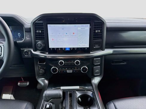 Used 2025 Ford F150 Lariat w/ Equipment Group 501A Mid AWD/4WD image 18