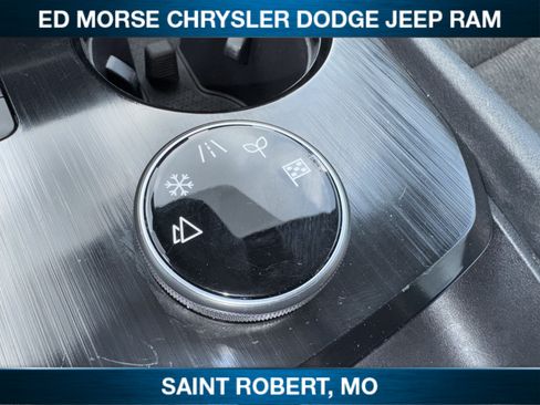 Used 2024 Nissan Rogue SV AWD/4WD image 21