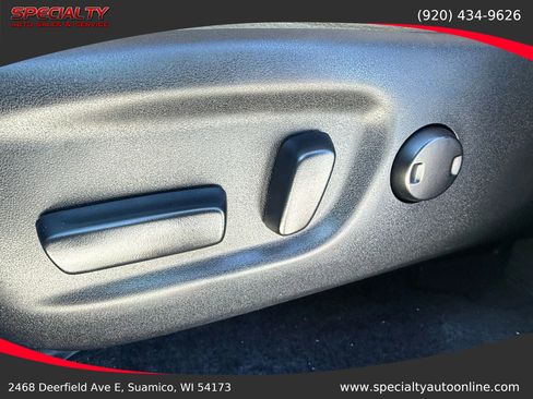 Used 2013 Toyota RAV4 Limited image 35