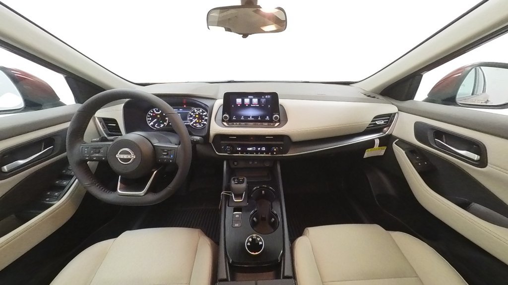Certified 2024 Nissan Rogue SV w/ SV Premium Package AWD/4WD image 14