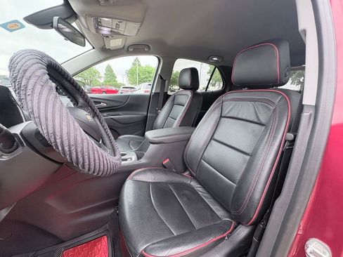 Used 2019 Chevrolet Equinox LT FWD image 6