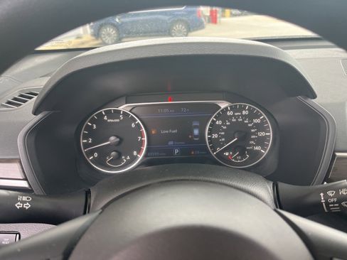 Used 2024 Nissan Altima 2.5 SV image 12