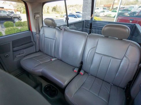 Used 2006 Dodge Ram 2500 Truck SLT image 29