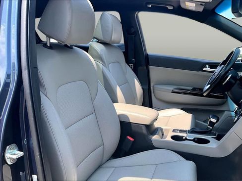 Used 2021 Kia Sportage S w/ S FWD Premium Package image 9