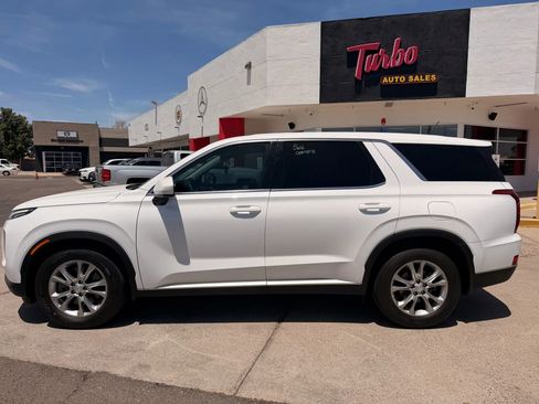 Used 2021 Hyundai Palisade SE FWD image 4