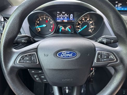 Used 2019 Ford Escape S FWD image 22