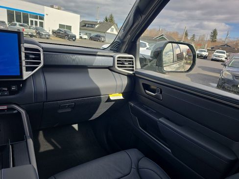 New 2026 Toyota Sequoia Platinum image 26