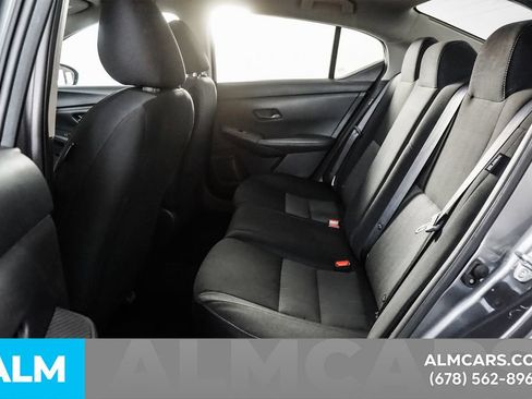 Used 2024 Nissan Sentra SV FWD image 17