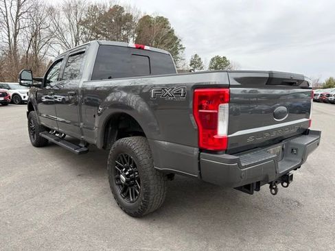 Used 2019 Ford F350 Lariat w/ Lariat Ultimate Package image 3