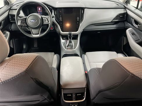 Used 2022 Subaru Outback Premium image 10