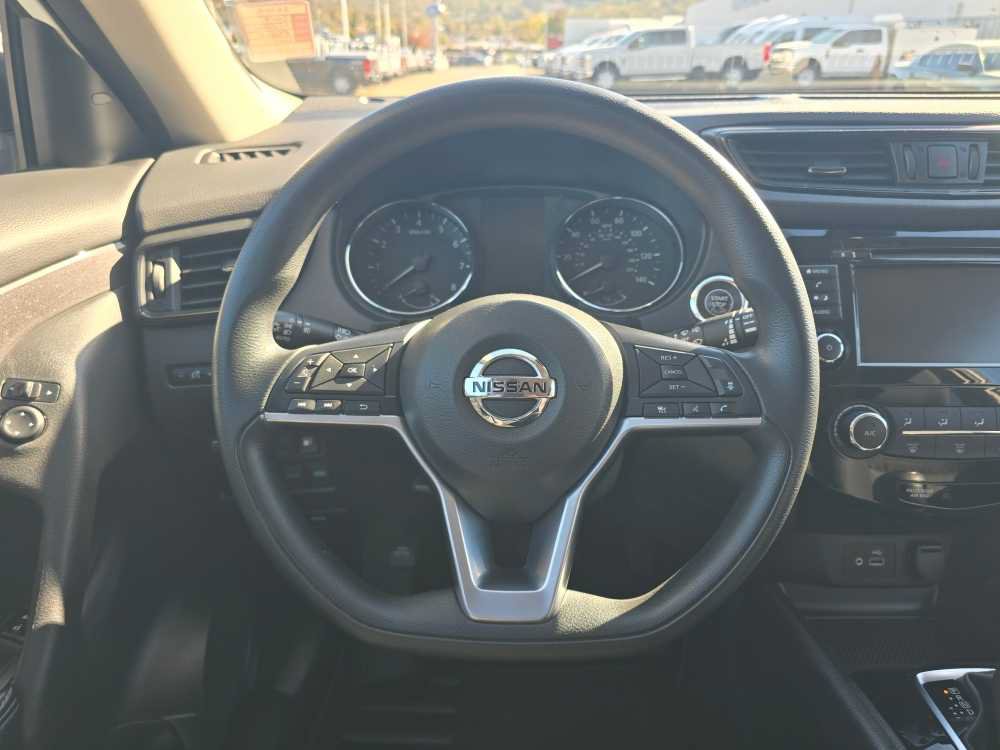 Used 2019 Nissan Rogue SV AWD/4WD image 11