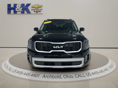 Used 2025 Kia Telluride EX AWD/4WD image 2