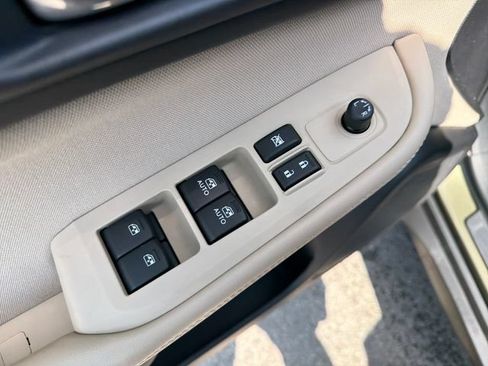 Used 2019 Subaru Outback 2.5i Premium AWD/4WD image 18