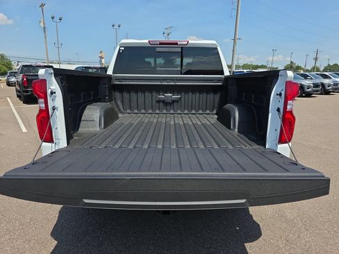 New 2026 Chevrolet Silverado 1500 RST w/ RST All Star Premium Package AWD/4WD image 13