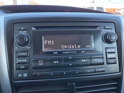 Used 2011 Subaru Forester 2.5X Premium w/ All-Weather Pkg image 19