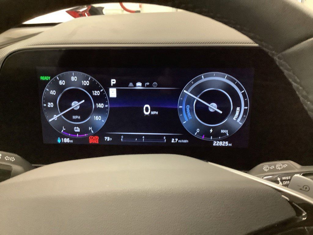 Certified 2025 Kia Niro Wave w/ Wave Preserve Package FWD image 9
