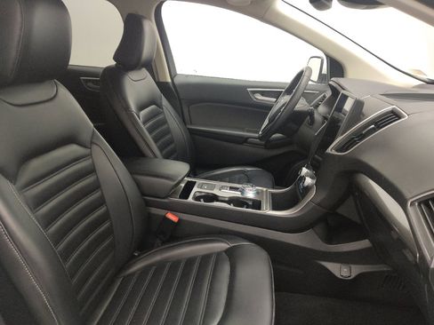 Used 2024 Ford Edge SEL image 21