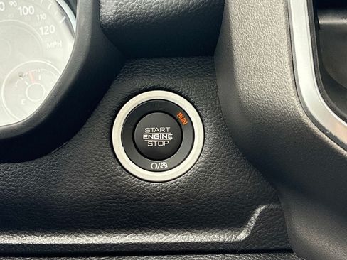 Used 2022 RAM 1500 Big Horn AWD/4WD image 28