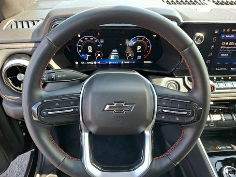 Certified 2025 Chevrolet Colorado Z71 w/ Technology Package AWD/4WD image 20