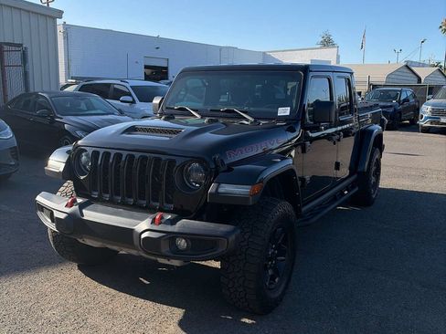 Used 2023 Jeep Gladiator Mojave w/ LED Lighting Group AWD/4WD image 1