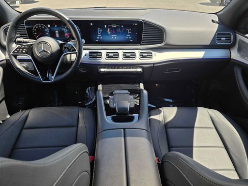 Used 2025 Mercedes-Benz GLE 350 4MATIC image 19