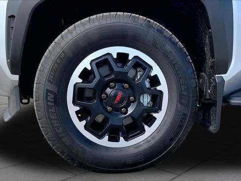 Used 2025 Toyota 4Runner TRD Off-Road AWD/4WD image 11