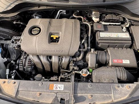 Used 2020 Kia Soul S FWD image 11