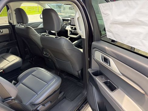 New 2026 Ford Explorer Active w/ Active Comfort Package AWD/4WD image 19