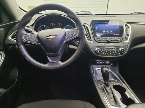 Used 2020 Chevrolet Malibu LT FWD image 22